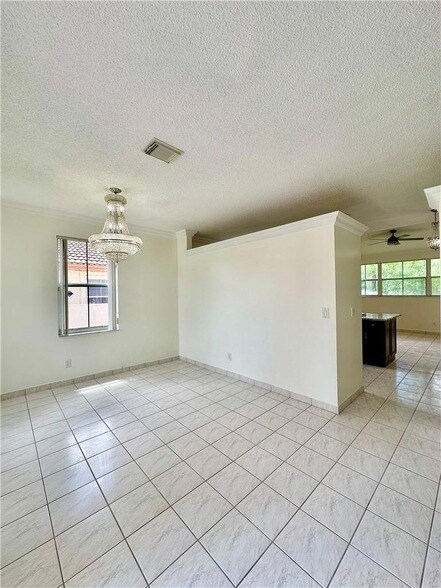 Building Photo - 7470 NW 1st Pl