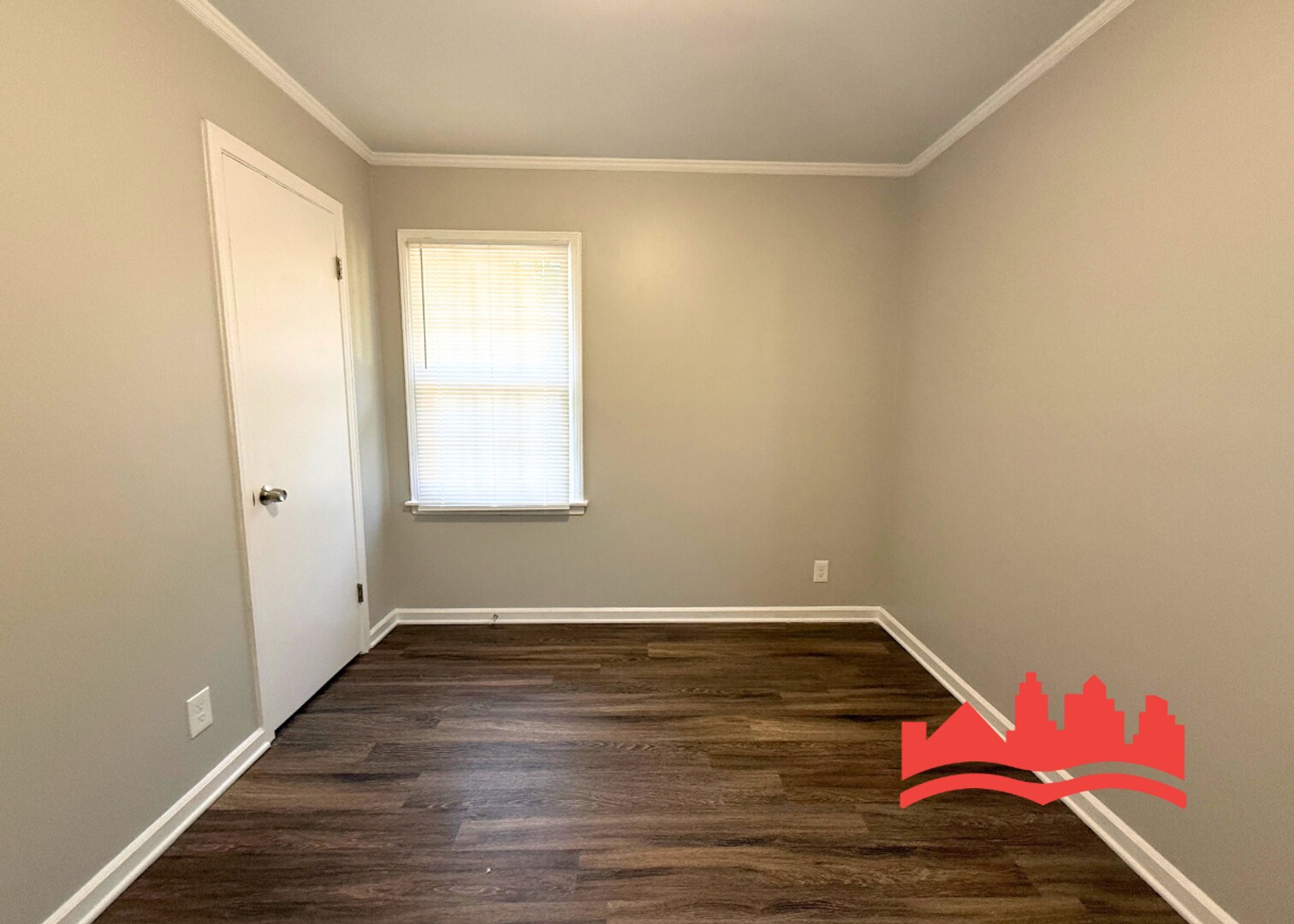 Building Photo - Charming and Updated 3-Bedroom Home for Rent!