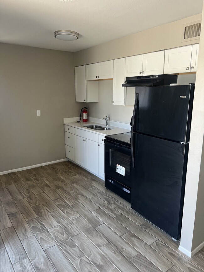 Building Photo - North Phoenix Updated Rental