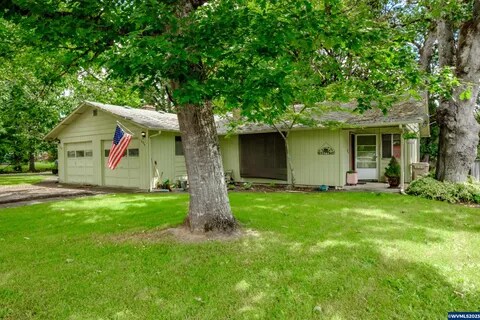 Primary Photo - 262 SW River Dr