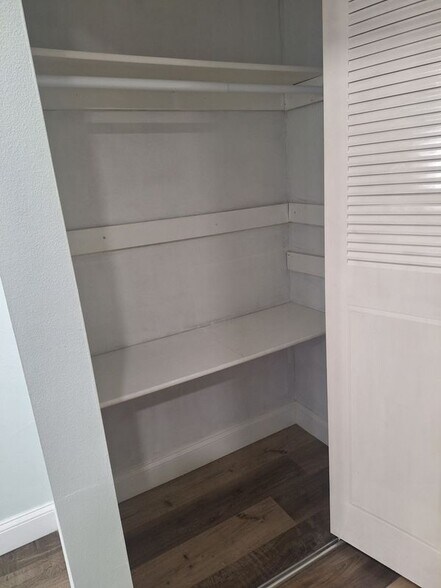 Building Photo - 201 180th Dr