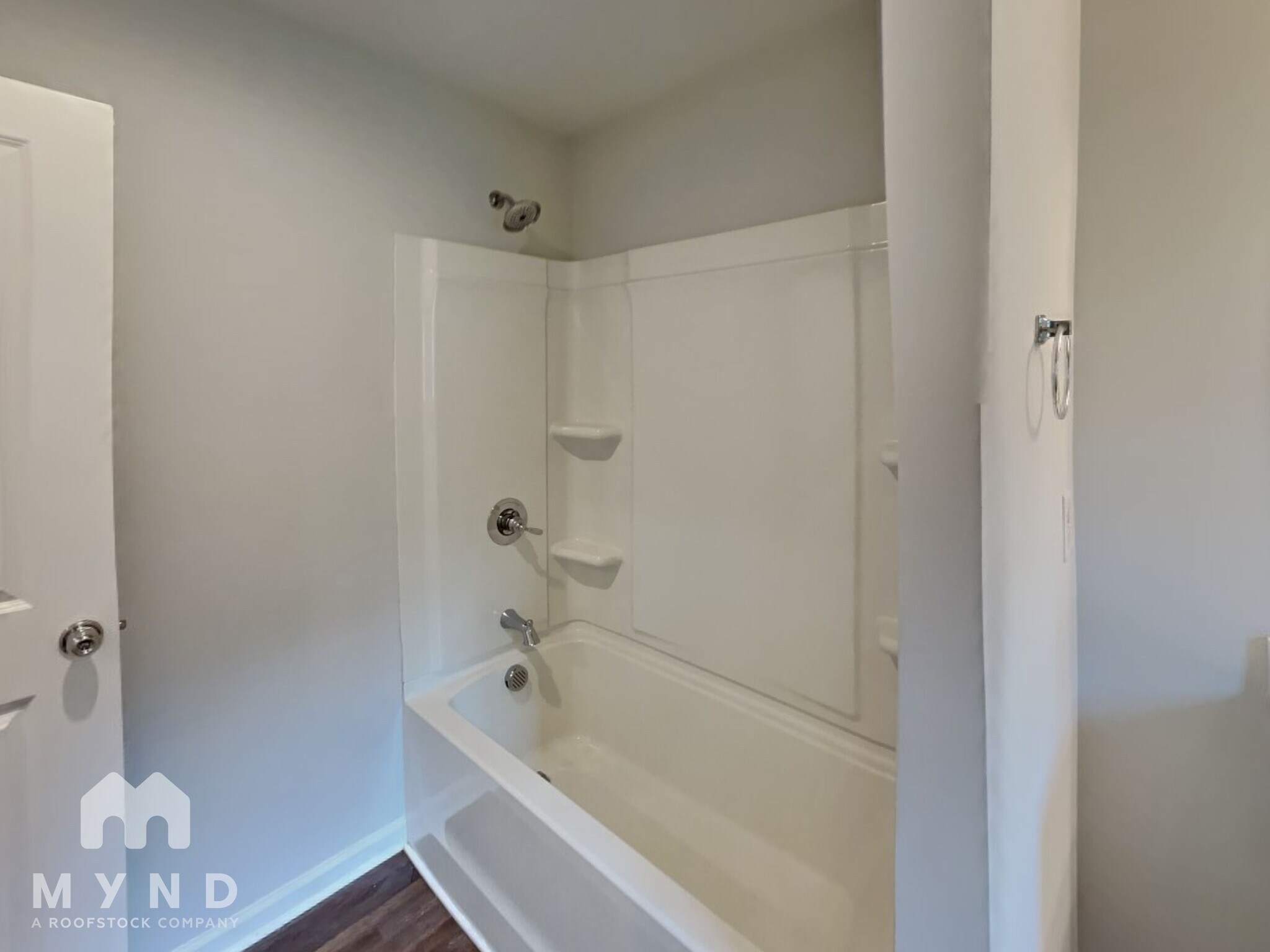 Building Photo - 1110 Wedgewood Dr NW