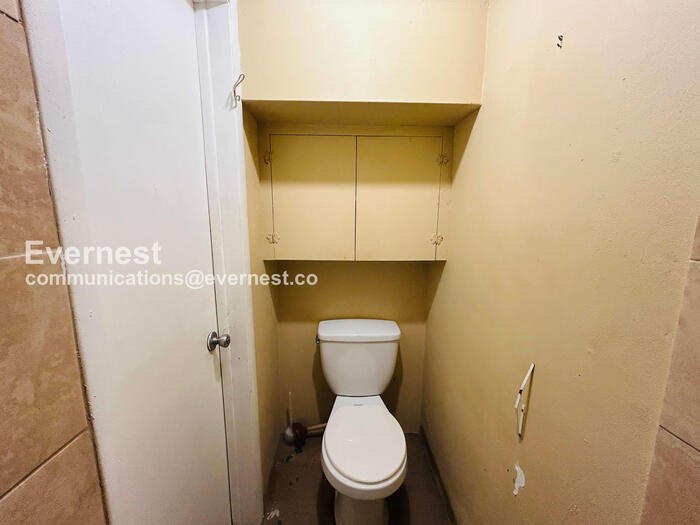 Building Photo - 3600 Berkshire St