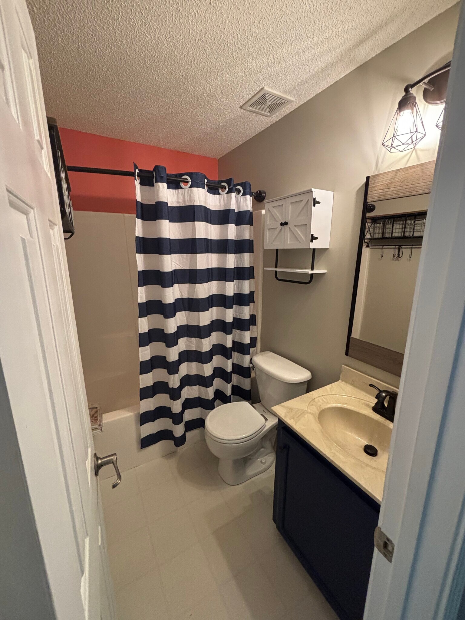 Building Photo - 3806 Cassidy Dr