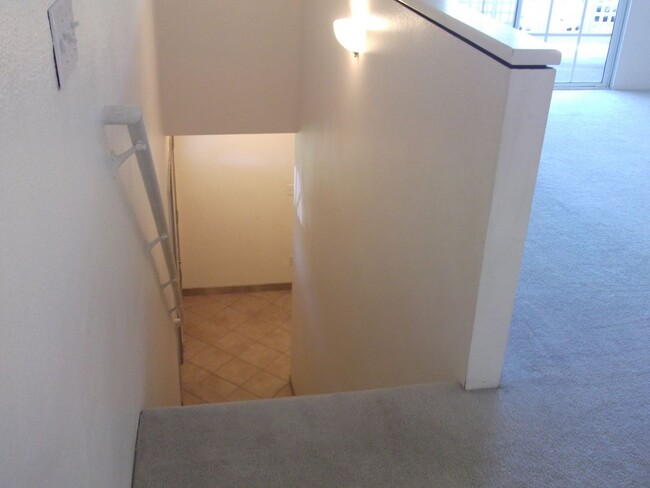 Building Photo - 1 bedroom, 1 bath, 1 assigned parking at t...