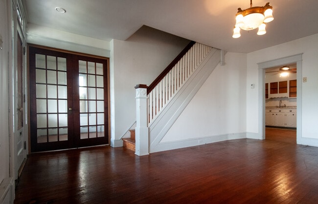 living room - 126 S Church St
