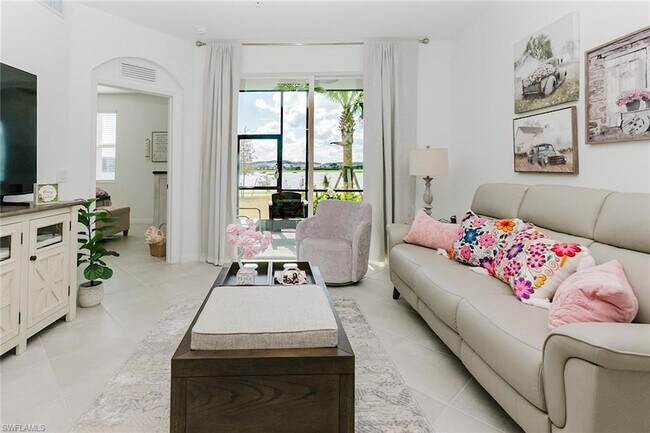 Building Photo - 5555 Double Eagle Cir