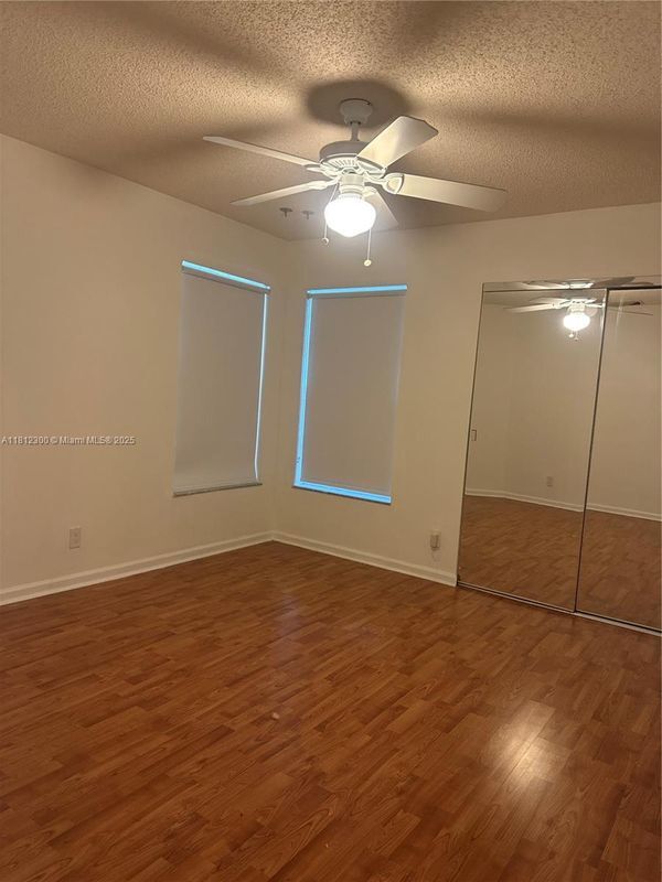 Building Photo - 928 SW 149th Terrace