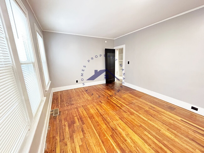 Building Photo - 3875 Garland St