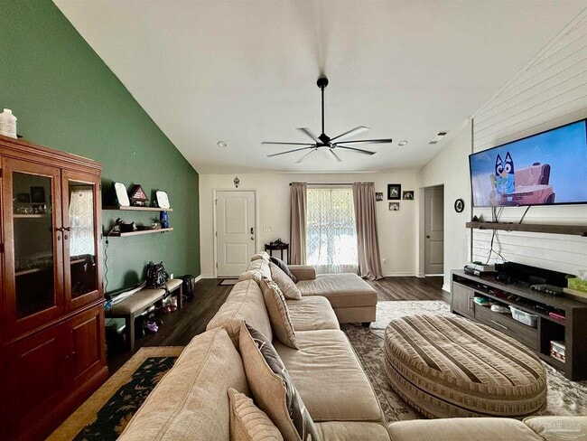Building Photo - 5899 Cedar Tree Dr