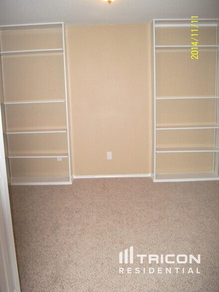 Building Photo - 746 Catalina Dr