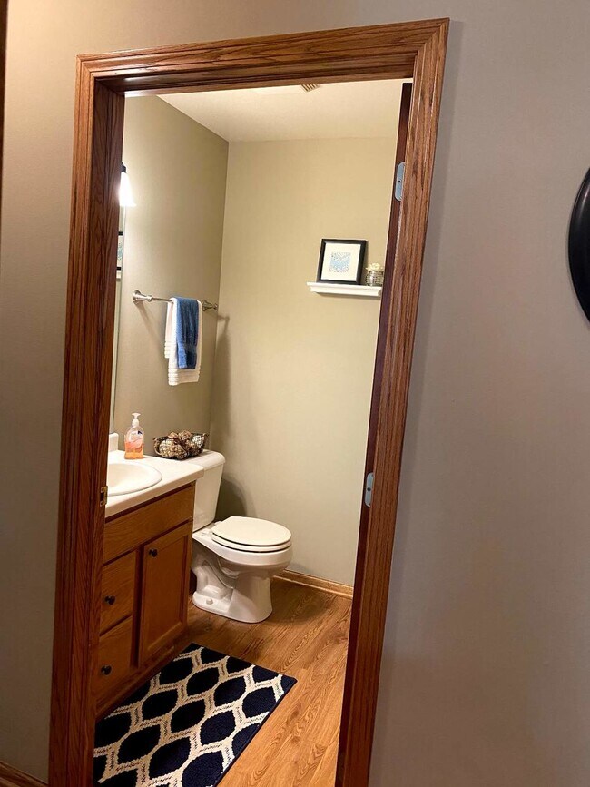 Building Photo - 1133 Ellys Way