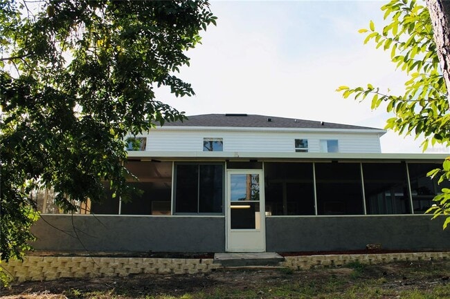 Building Photo - 15738 Switch Cane St