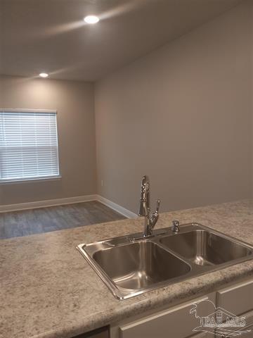 Building Photo - Adorable Townhome close to NAS and Navy Federal!