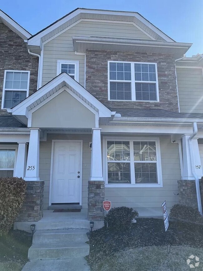 Building Photo - Goodlettsville Townhome