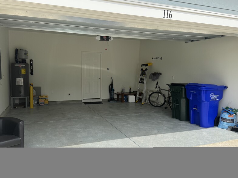 Building Photo - 116 Malbec Dr