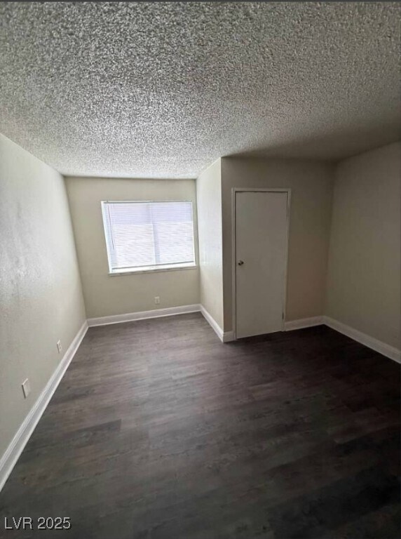 Building Photo - 4941 Newport Cove Dr