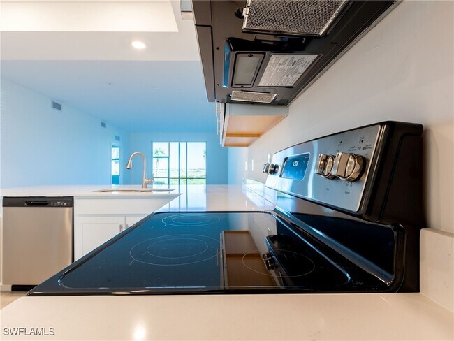 Building Photo - 5807 Double Eagle Cir