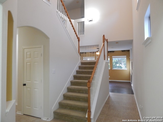 Building Photo - 1302 Nicholas Manor