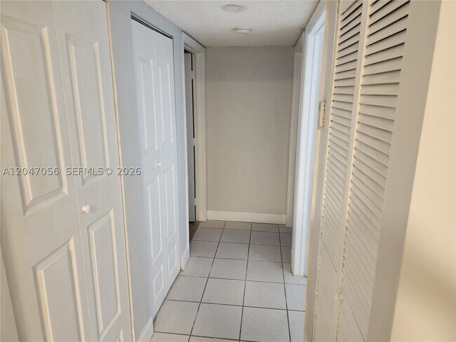 Building Photo - 14901 SW 82nd Terrace