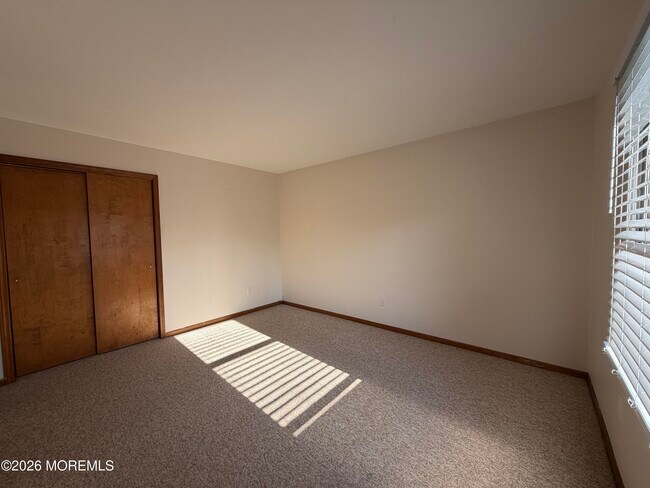 Building Photo - 1310 George St