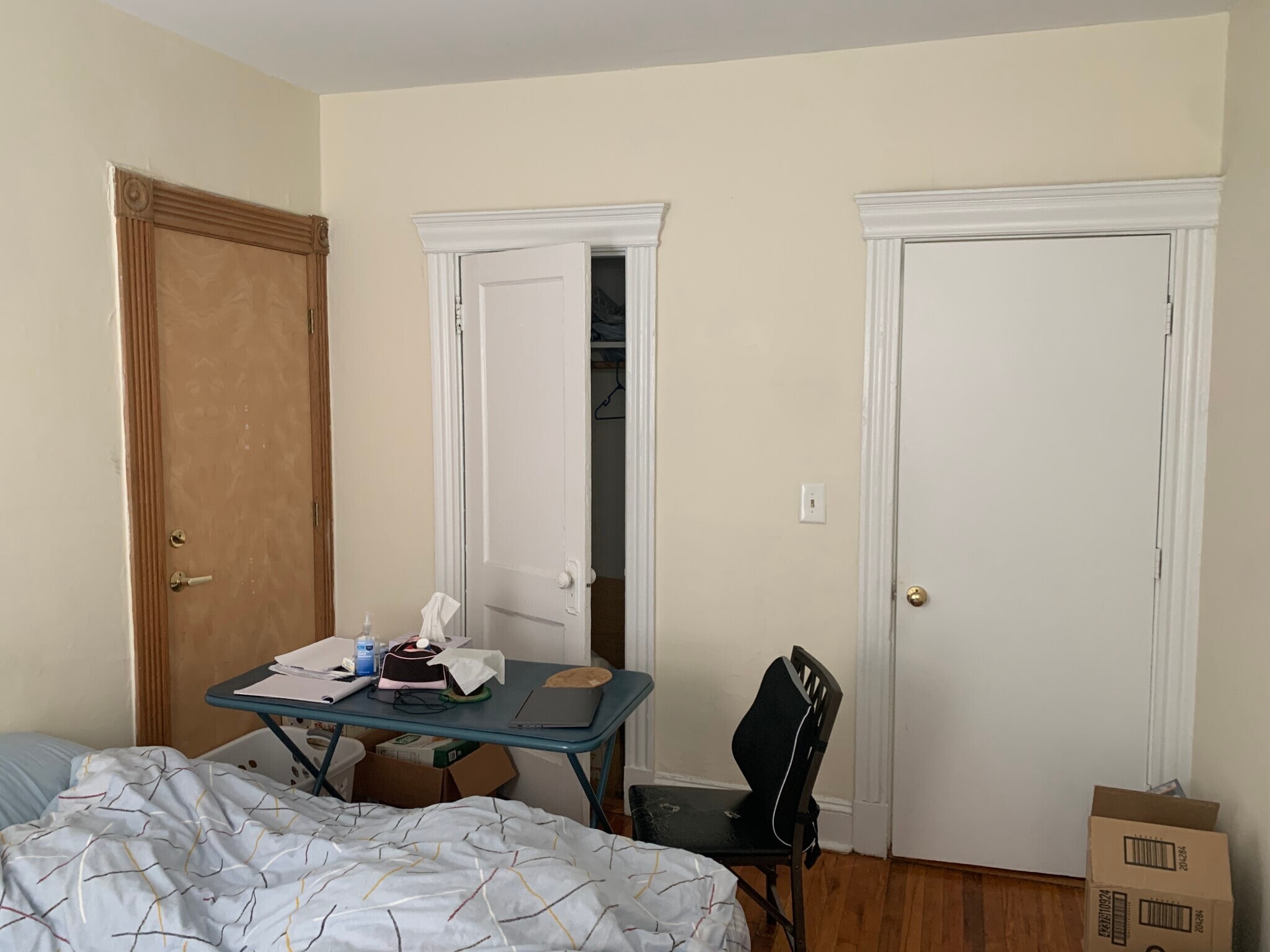 Building Photo - 382 Riverway St