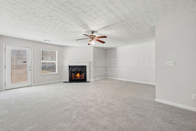 Building Photo - 2733 Vining Ridge Terrace