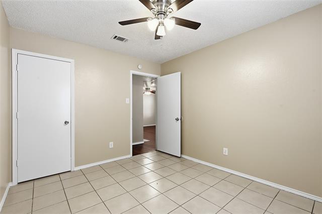 Building Photo - 3416 Colonial Dr