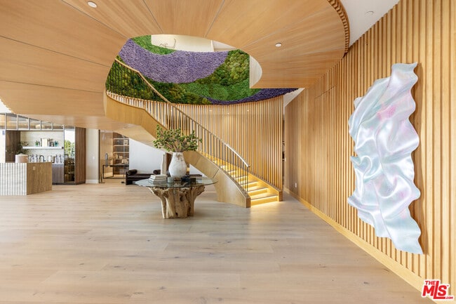 Building Photo - 1033 Somera Rd