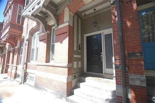 Building Photo - 118 F St