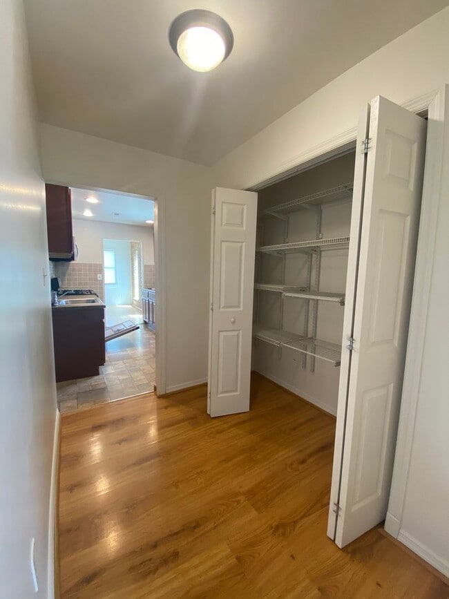 Building Photo - 3 bedroom, 2 bath single family home in Ab...