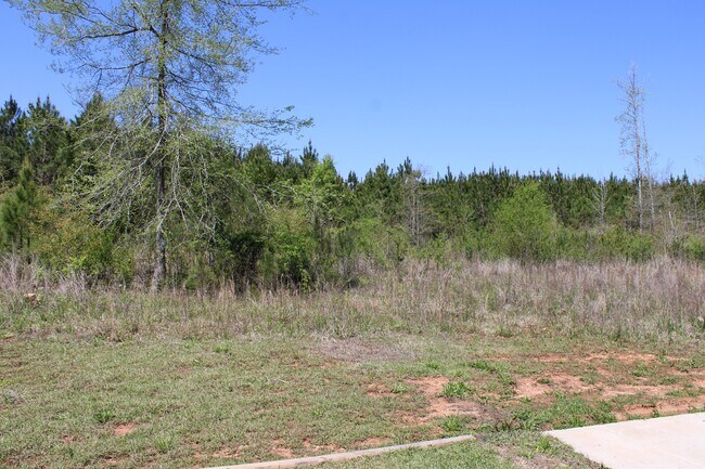 Building Photo - 818 W Grantville Rd