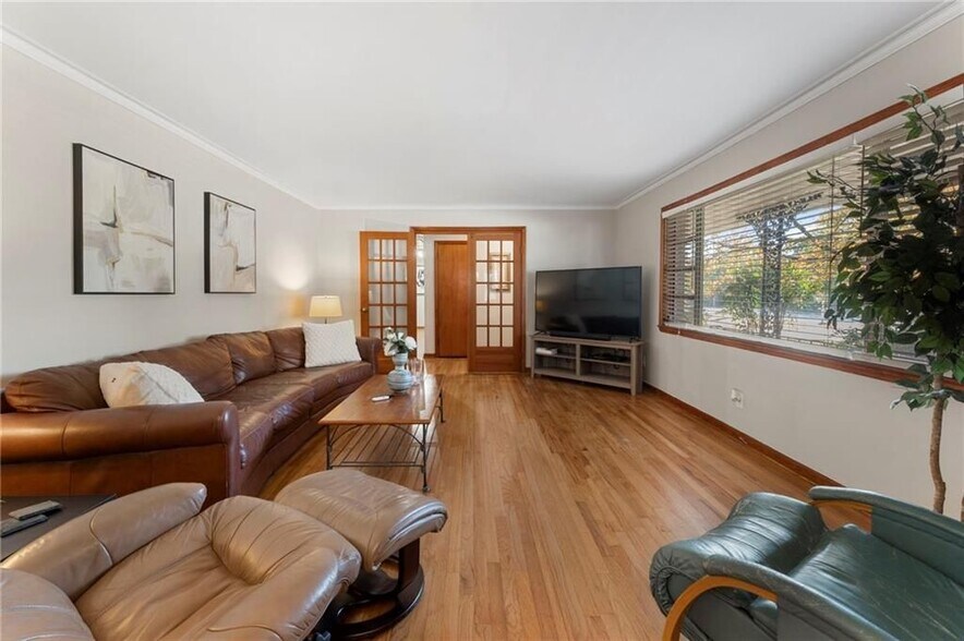 Building Photo - 5122 Lavista Rd