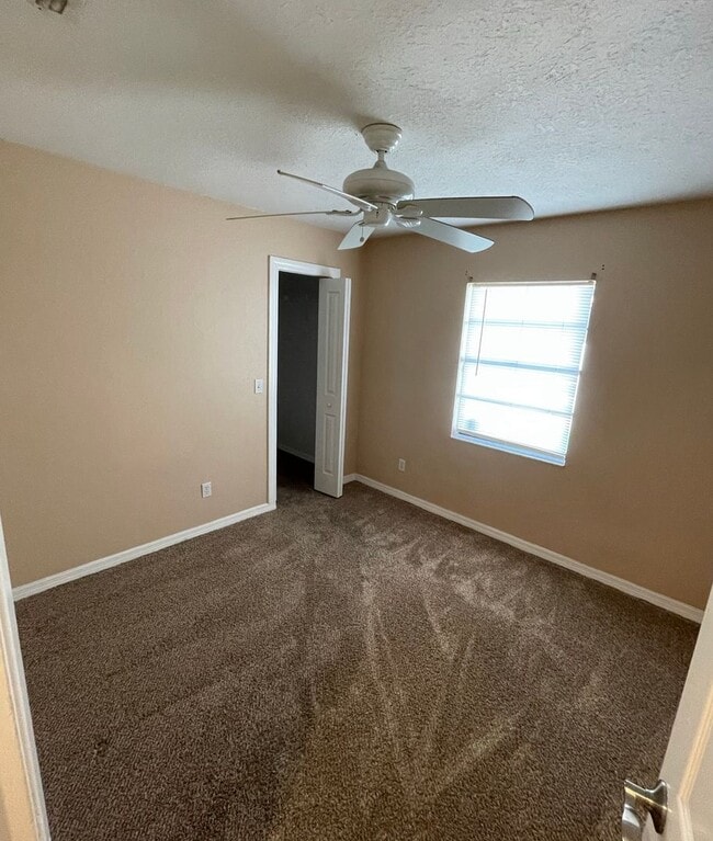 Building Photo - Coming Soon! 3/2 Single Family - Great Loc...