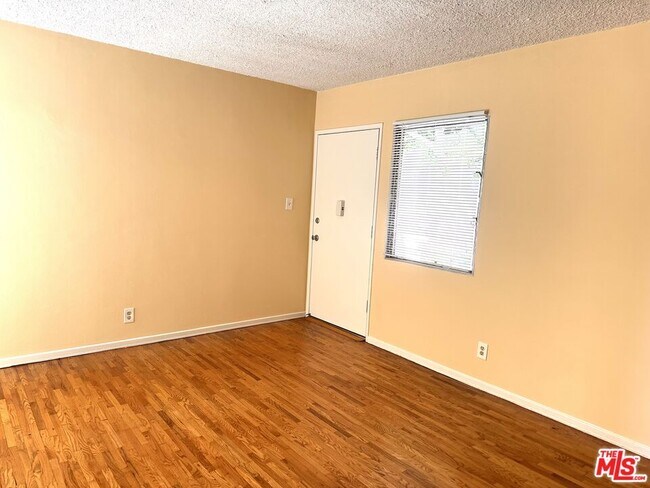 Building Photo - 5411 S Centinela Ave