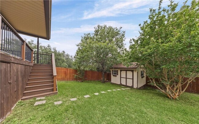 Building Photo - Beautiful 3 bedroom home located in Tuscany Meadows!