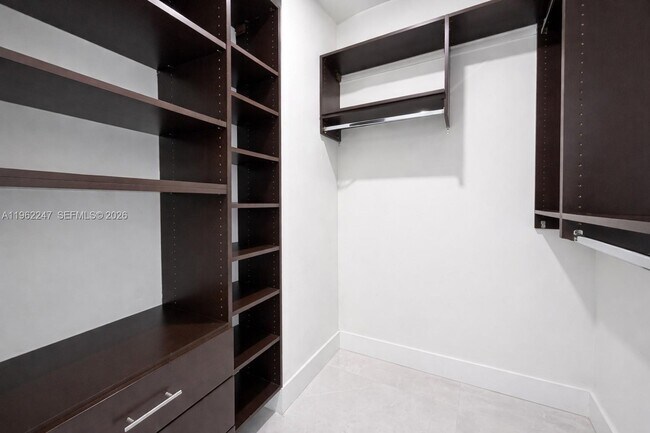 Building Photo - 2525 SW 3rd Ave