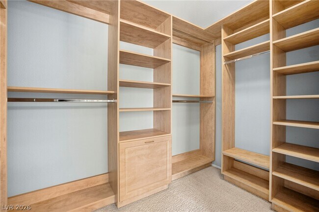 Building Photo - 2750 Pine Flat Ct