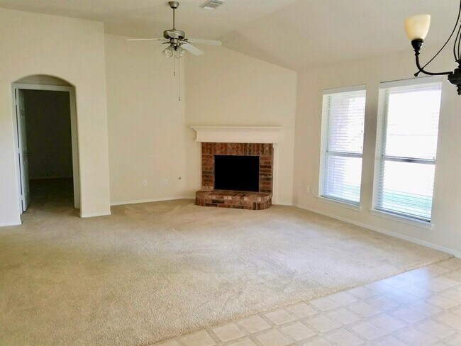 Building Photo - 1007 Hamilton St