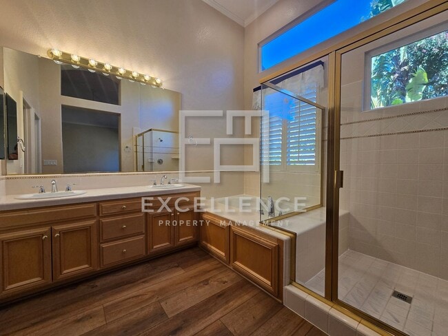 Building Photo - 3/2.5 Home + Office with 2219SF of Beautif...