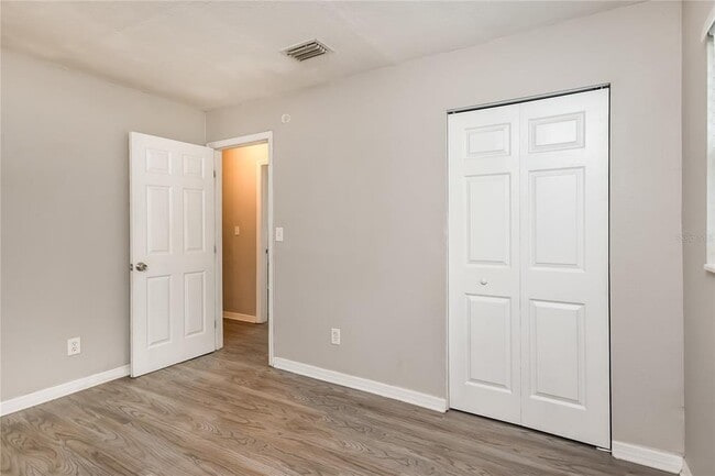 Building Photo - 2409 Straker Ct