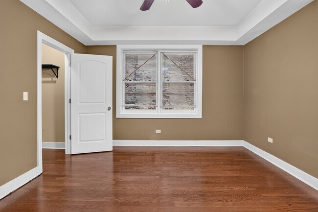 Building Photo - 4755 S St Lawrence Ave