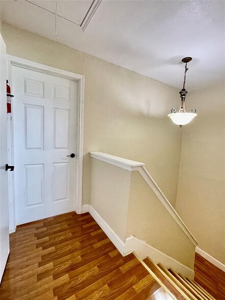 Building Photo - 12206 Northwood Forest Dr