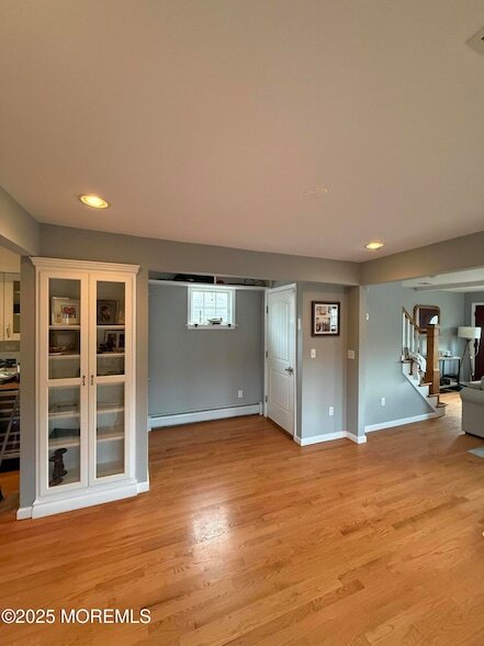 Building Photo - 66 Sea Drift Ave