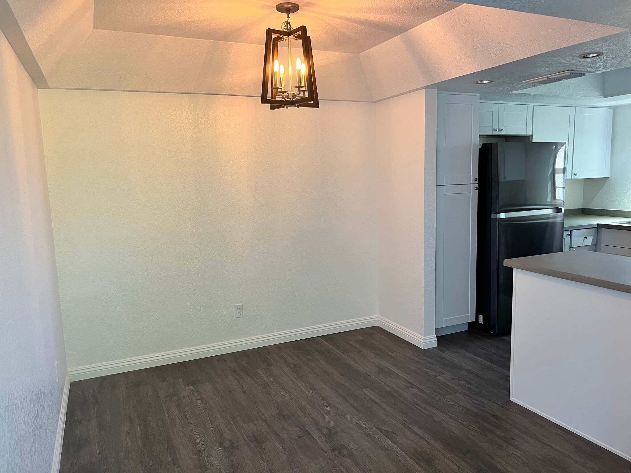 dinning area - 839 S Westwood