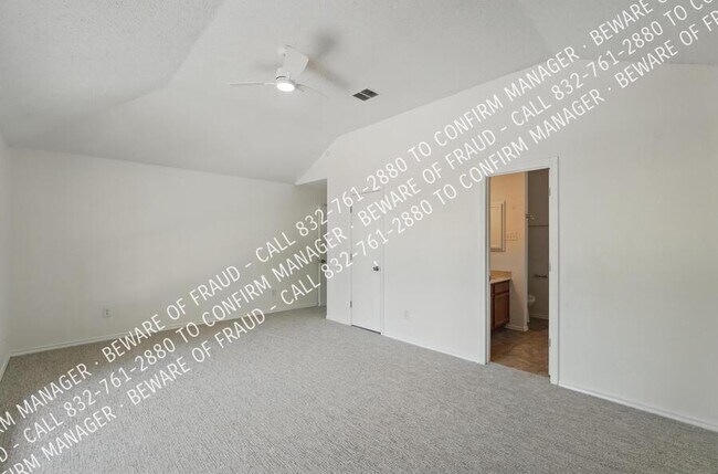 Building Photo - 521 Bent Creek Dr