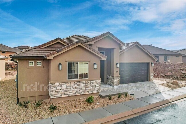 Building Photo - 2261 S Tonaquint Dr