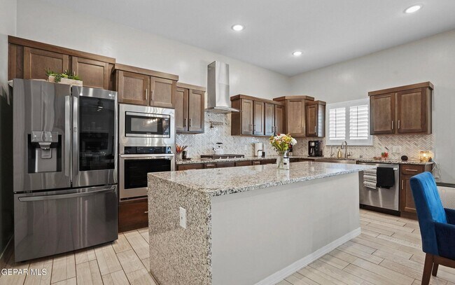 Building Photo - 13677 Baja Vista Ct