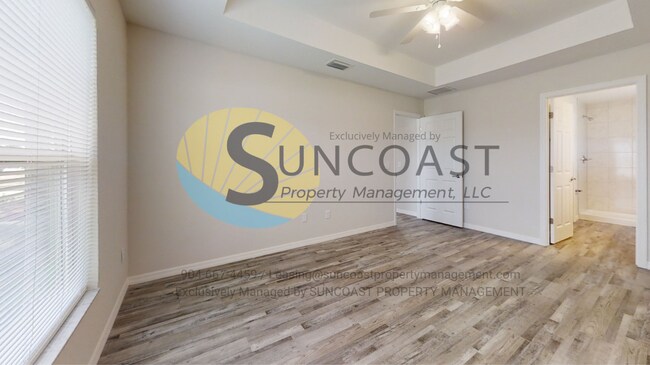 Building Photo - Welcome to Your Stunning New Home in Lehig...