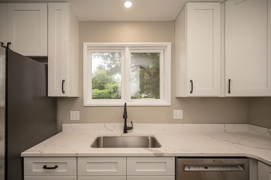 Building Photo - 2568 Bonniebrook Dr